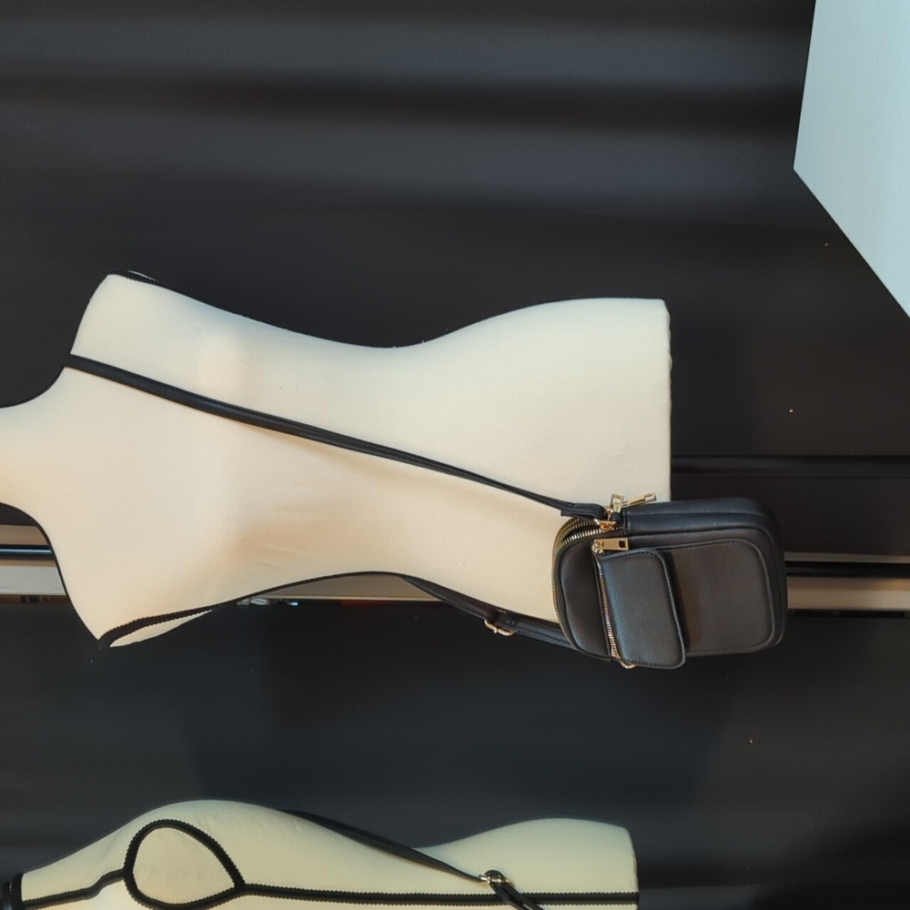 Small crossbody bag